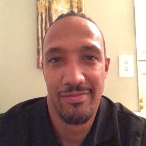 Meet your Posher, Derrick